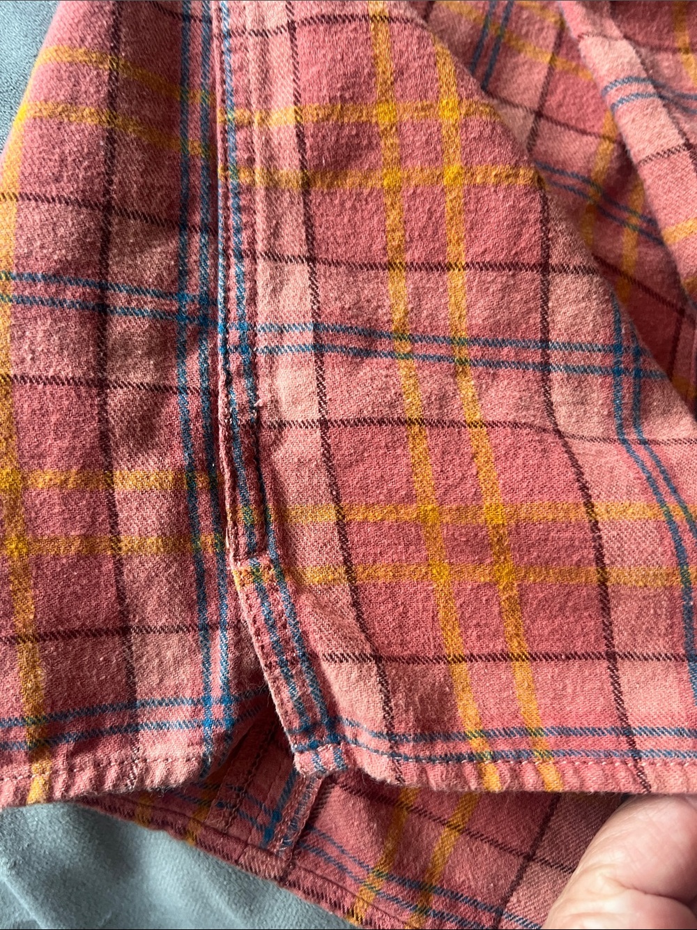 Duluth Trading Co Plaid Button-Down Shirt - Picture 10 of 13